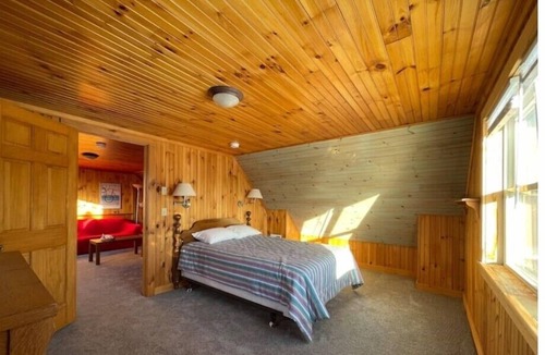 Walpole Other | Farm Stand Lodge