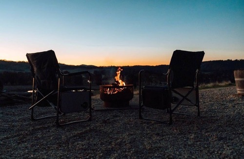 Warrenmang House | Farm Stay at Sheltered Paddock by Tiny Away