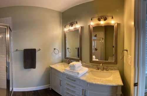 Avondale Other | Farm Stay on Active Farm