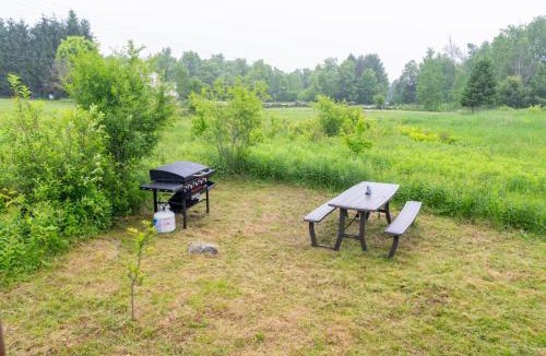 Fairfield Other | Farm Stay Yurt - 7 min St Albans