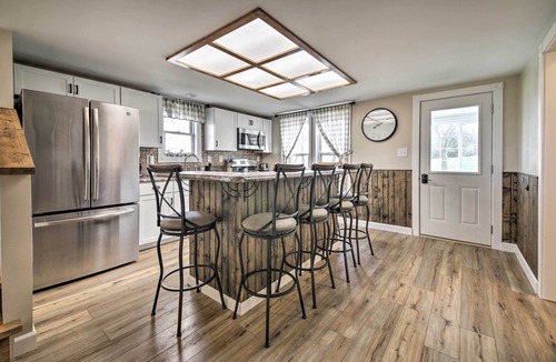 Ste Genevieve House | Farm-Style Ste. Genevieve Retreat w/Fire Pit!
