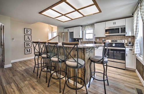 Ste Genevieve House | Farm-Style Ste. Genevieve Retreat w/Fire Pit!