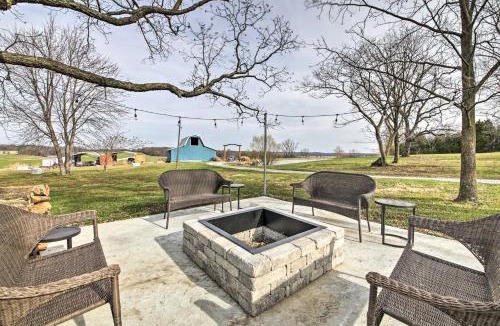 Ste Genevieve House | Farm-Style Ste. Genevieve Retreat w/Fire Pit!