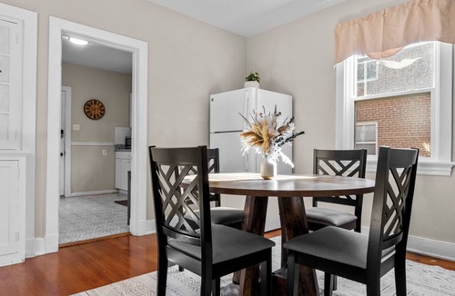 Richmond Apartment | Farmhouse Boho Retreat Peaceful 2 BR w/Porch and Fenced Backyard