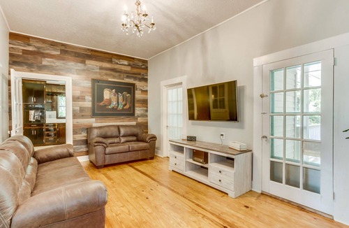 Longs House | Farmhouse by the beach