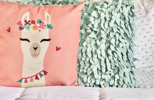 South Seattle Hostel | Farmhouse Chic Getaway ft. Goats