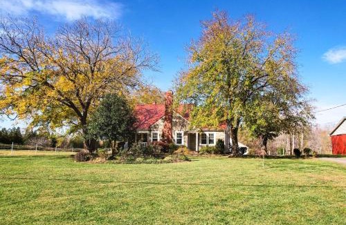 Browns Summit House | Farmhouse Cottage on 10 Acres: Trails On-Site