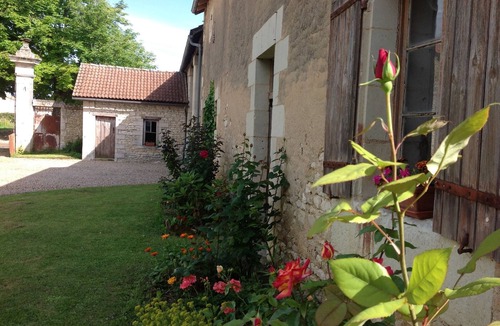 Vendeuvre-du-Poitou Apartment | FARMHOUSE 10 MINUTES FROM FUTUROSCOPE