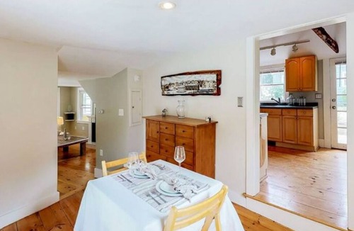 Kittery Point House | Farmhouse Gem with hot tub & fireplace