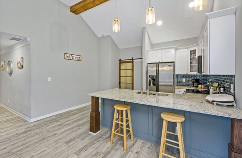 Dallas House | Farmhouse Getaway!