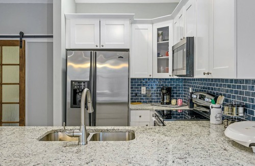 Dallas House | Farmhouse Getaway!