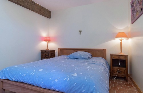 Giroux Other | Farmhouse in Giroux near Forest & Lake