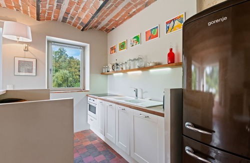 Yevre-le-Chatel House | Farmhouse in Yèvre-le-Châtel with Heated Pool