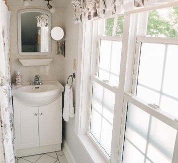 Canning Bed & Breakfast | Farmhouse Inn B&B