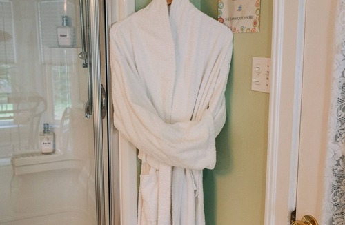 Canning Bed & Breakfast | Farmhouse Inn B&B