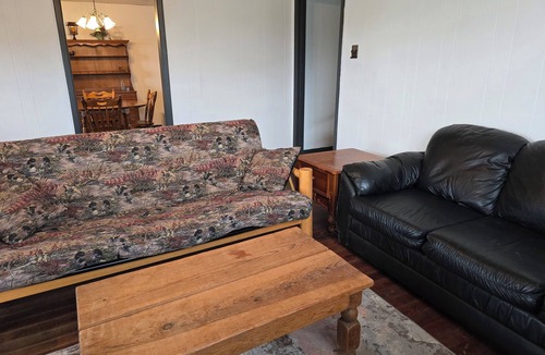 Johnson County Other | Farmhouse located on a horse ranch and rescue.