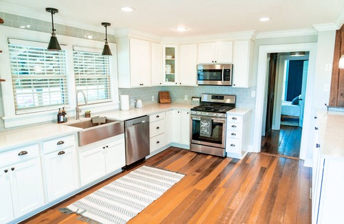Columbia House | Farmhouse Retreat for 10 Pond, Fire Pit & 31 Acres to Explore