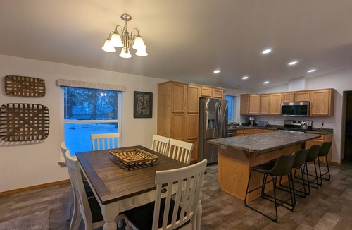 Hunters House | Farmhouse Retreat