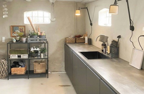Kalundborg Municipality House | Farmhouse with bath and field view