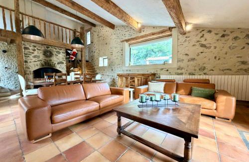 Espira de l'Agly House | Farmhouse With Cathedral Lounge And Sauna In Pines