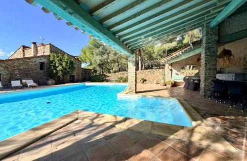 Espira de l'Agly House | Farmhouse With Cathedral Lounge And Sauna In Pines