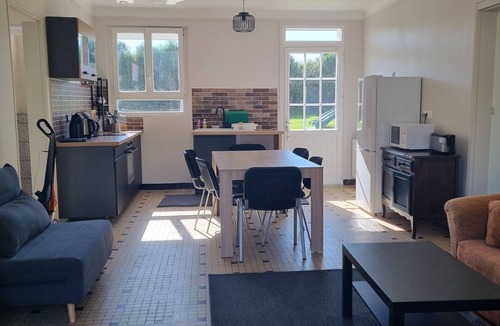 Durtal Apartment | Farmhouse with country charm