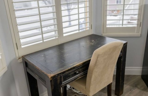 Farmington House | Farmington Gem, fenced yard, sleeps 6
