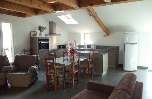 Mirabel Cottage | Farmside Cottage in Mirabel