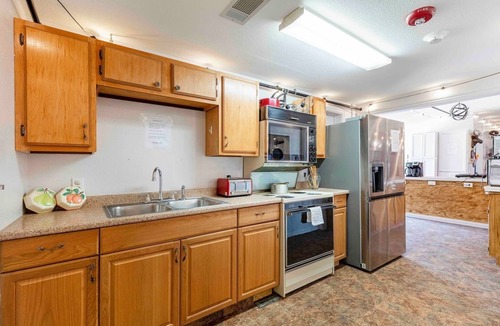 Wills Point Hostel | Farmstay🐮Private🐎RM#3🐓Old🐐Texas🐶Bunkhouse🐱
