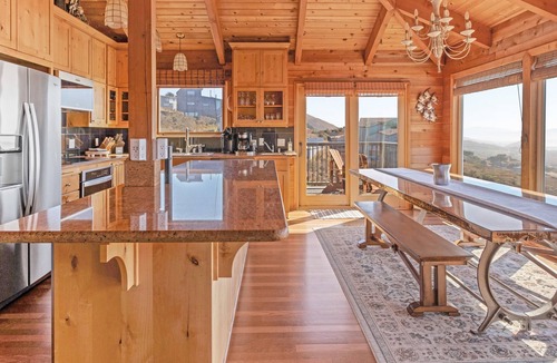 Dillon Beach House | Farol, by Vinifera Homes