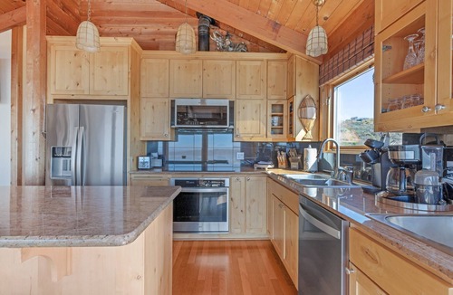 Dillon Beach House | Farol, by Vinifera Homes