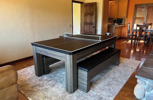 Larkfield-Wikiup House | Farpoint: Heated Infinity Pool, Mountain Views