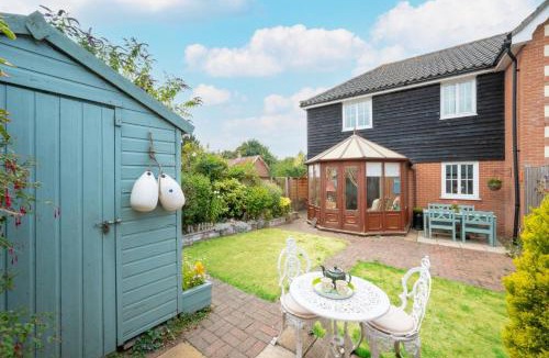 Wangford House | Farriers