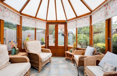 Wangford House | Farriers