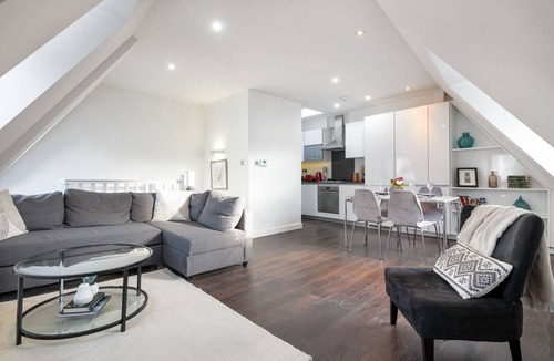 Finsbury Apartment | Farringdon/St Pancras penthouse