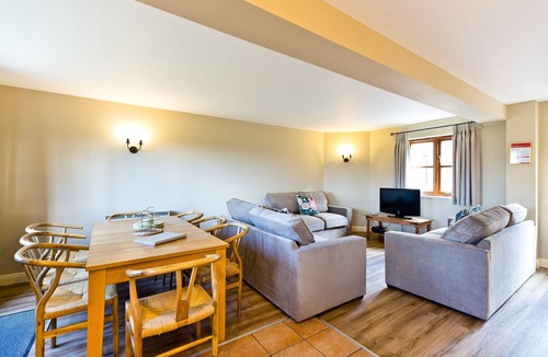 Knockerdown Apartment | Farwell Cottage at Holiday Complex