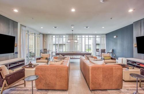 Fort Worth Apartment | Fascinating 2BD 2BA w Beautiful Pool in Fort Worth