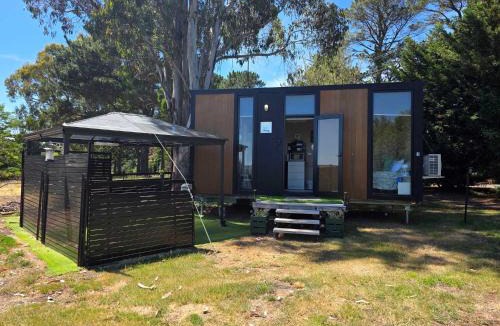Lancefield House | Fassifern Tiny House 1 by Tiny Away