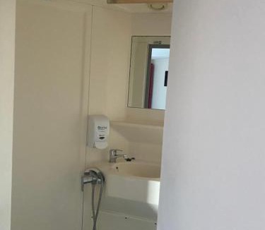 La Celle-sous-Gouzon Hotel | Fast hôtel Troyes