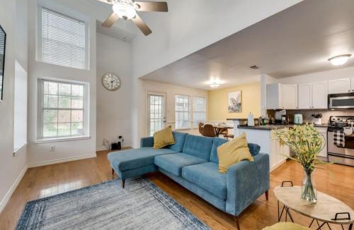 Euless House | Fast Wifi 7 Miles to DFW
