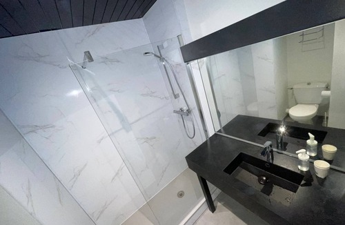 Sebazac-Concoures Hotel | Fasthôtel Eldorado