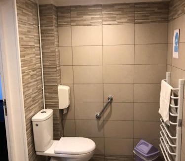 Pont-Audemer Hotel | Fasthôtel Pont-Audemer -LE DRAKKAR -un hôtel FH Confort