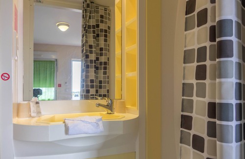 Artenay Hotel | Fasthotel Artenay Orléans Nord