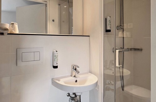 La Roche-sur-Yon Hotel | Fasthotel La Roche sur Yon Un FH CONFORT