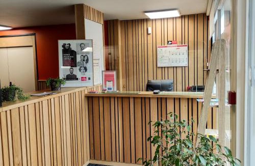 Laval Hotel | Fasthotel Laval