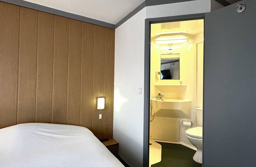 Laval Hotel | Fasthotel Laval