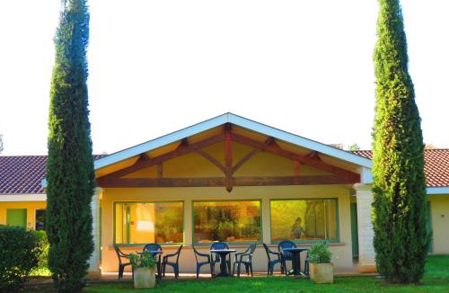 Carsac-Aillac Hotel | FASTHOTEL Sarlat - Abbys Hotel