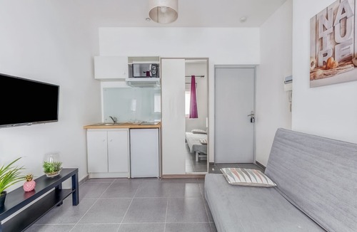 Saint-Quentin Apartment | 🌟Faubourg d'Isle 2🌟Studio🌟Cosy🌟 near station 🌟IUT🌟