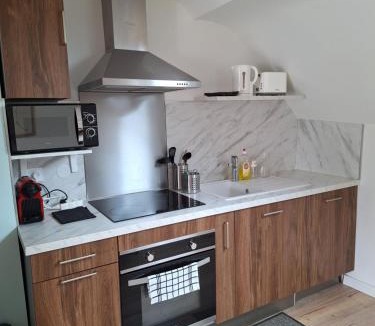 Orleans Apartment | Faubourg des voyageurs 7 - T2 climatisé 4 personnes - proche axe autoroute et gare