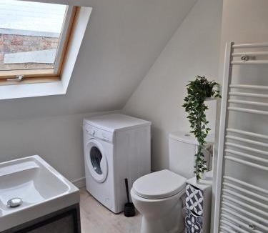 Orleans Apartment | Faubourg des voyageurs 7 - T2 climatisé 4 personnes - proche axe autoroute et gare